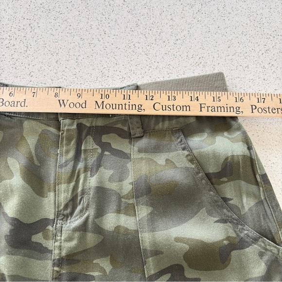 Knox Rose Shorts Camouflage Camo  Shorts Women’s Size Small Rayon Lightweight - Picture 6 of 11
